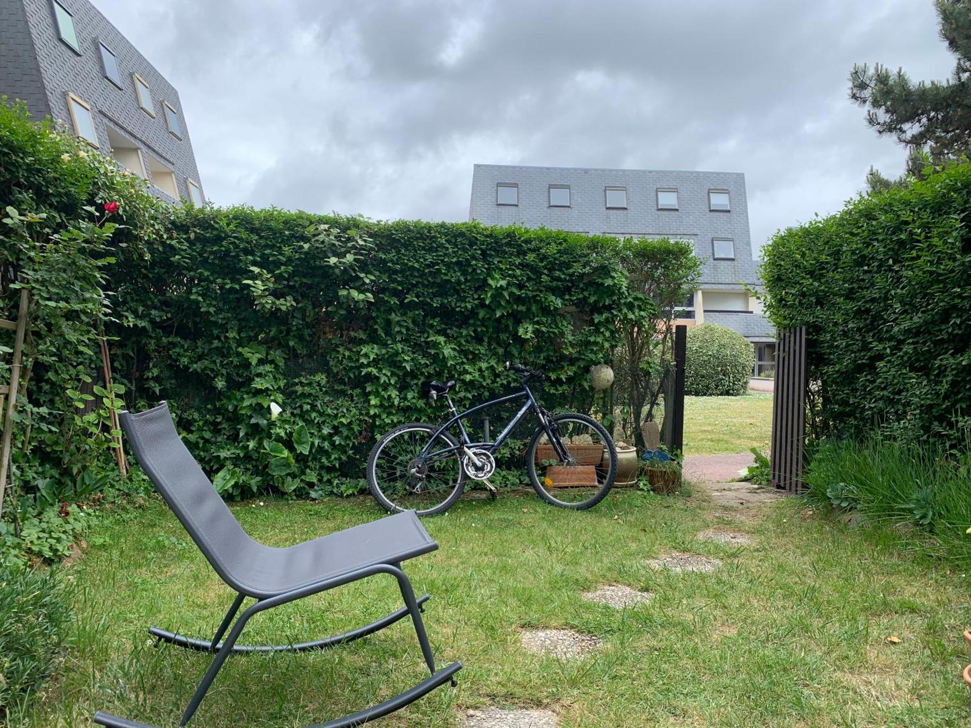 F1 véranda jardinet en résidence front de mer Bernières-sur-Mer Exterior foto